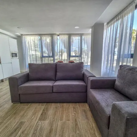Apartment In Palmas By Playa De Canteras Las Palmas de Gran Canaria