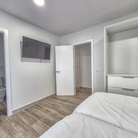 Apartment In Palmas By Playa De Canteras